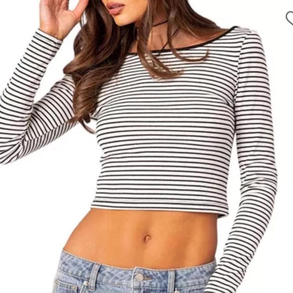Edikted Women's White and Black Shirt
